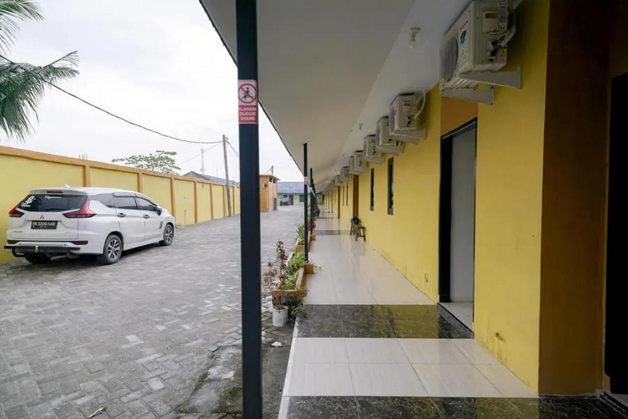 Reddoorz Near Ekowisata Mangrove Belawan Ξενοδοχείο Εξωτερικό φωτογραφία